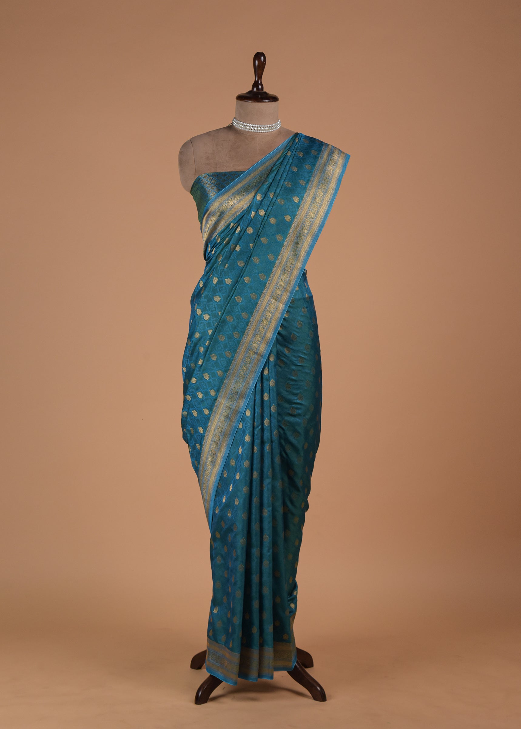 Blue Kanjeevaram Handwoven Art Silk Saree - Image 2 | Greenways Delhi