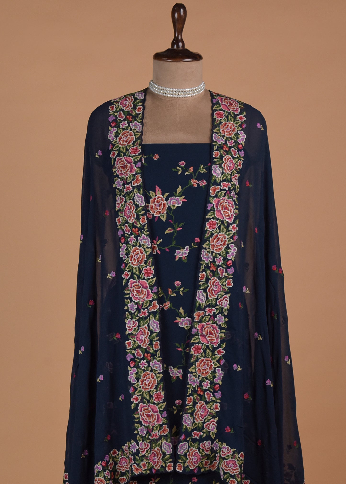 Sarees Rs 10000 to Rs 20000 - Greenways