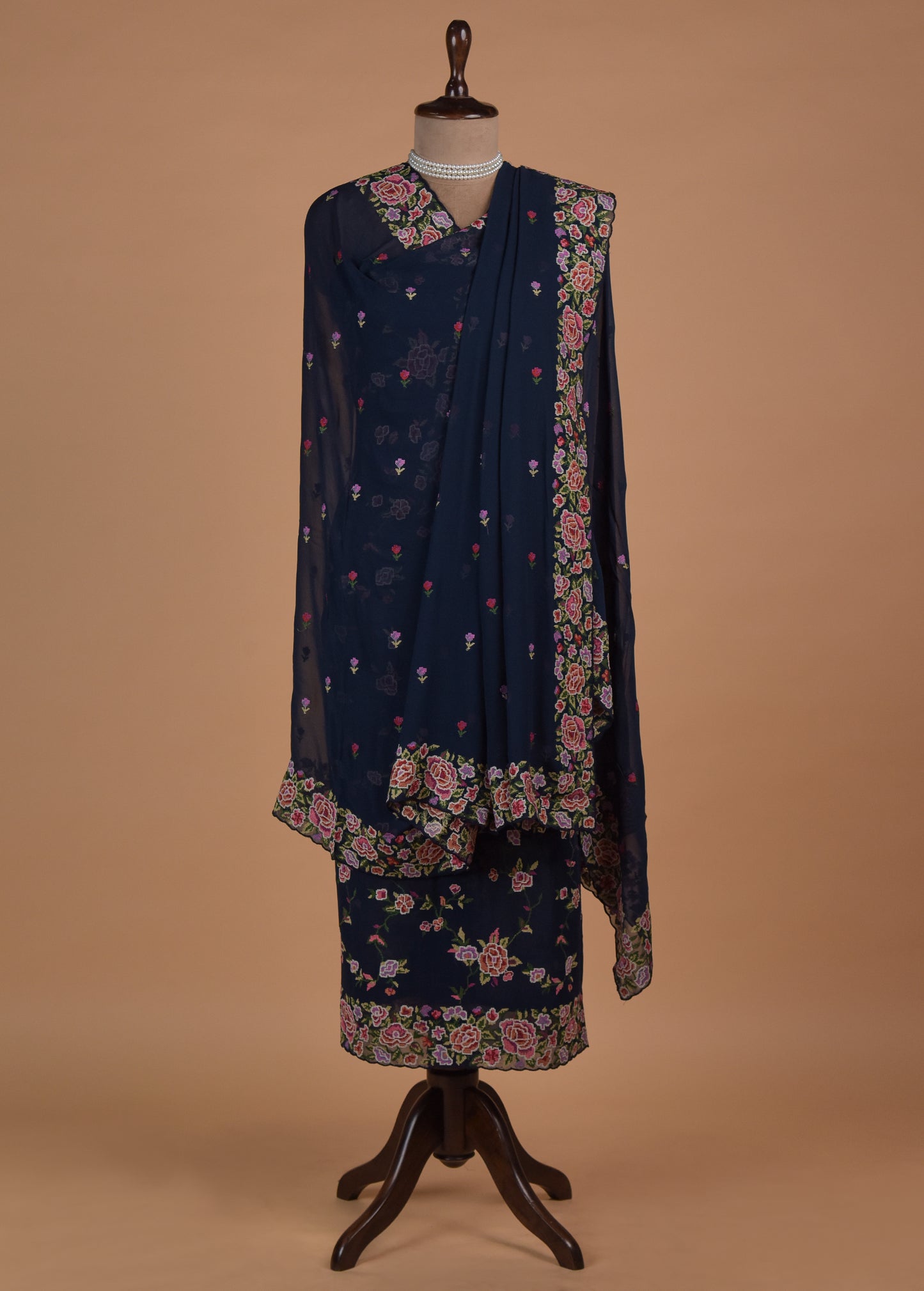 Sarees Rs 10000 to Rs 20000 - Greenways