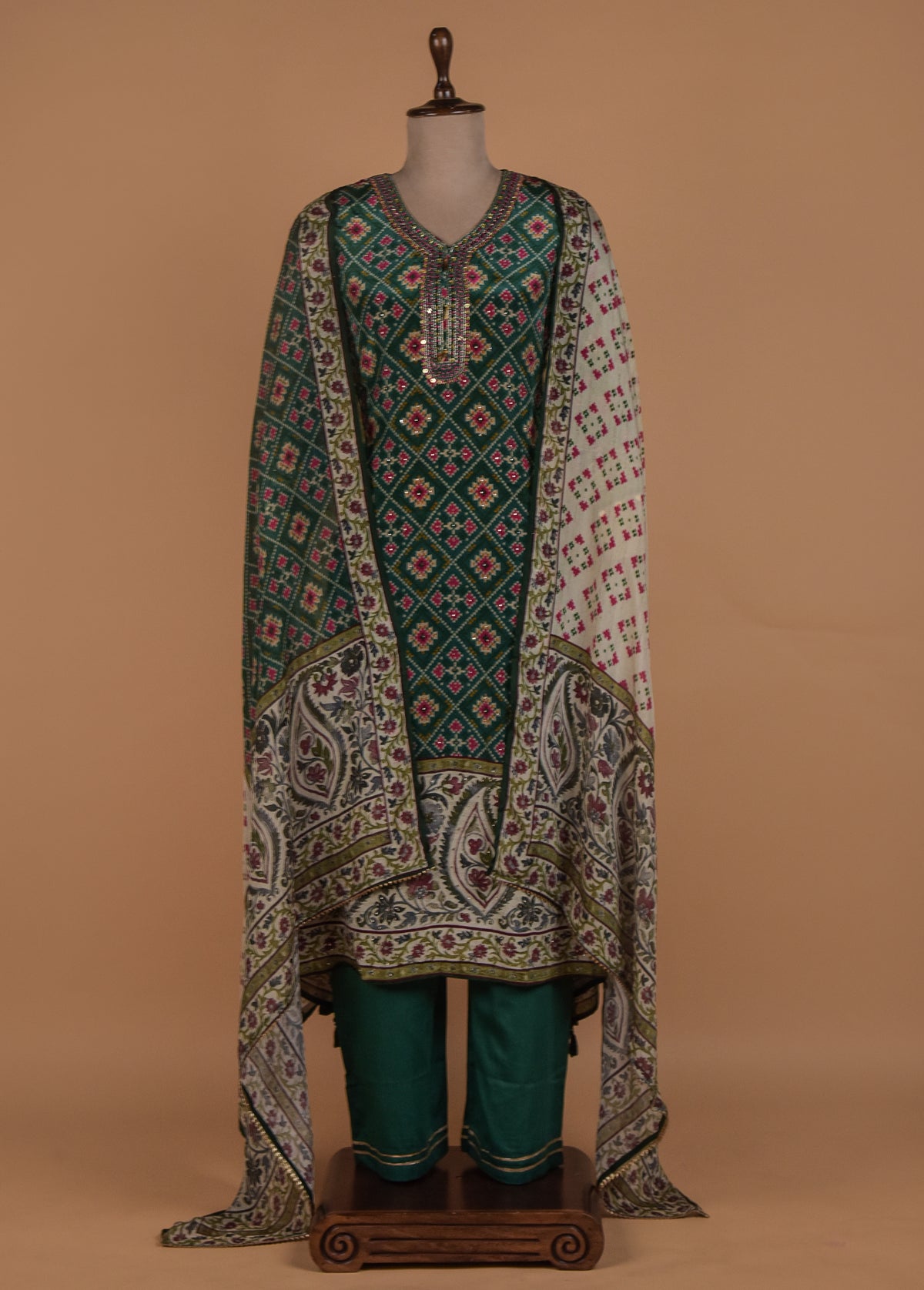 Green Crepe Straight Set
