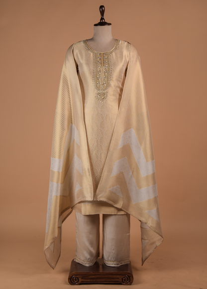 Gold Tissue Straight Set