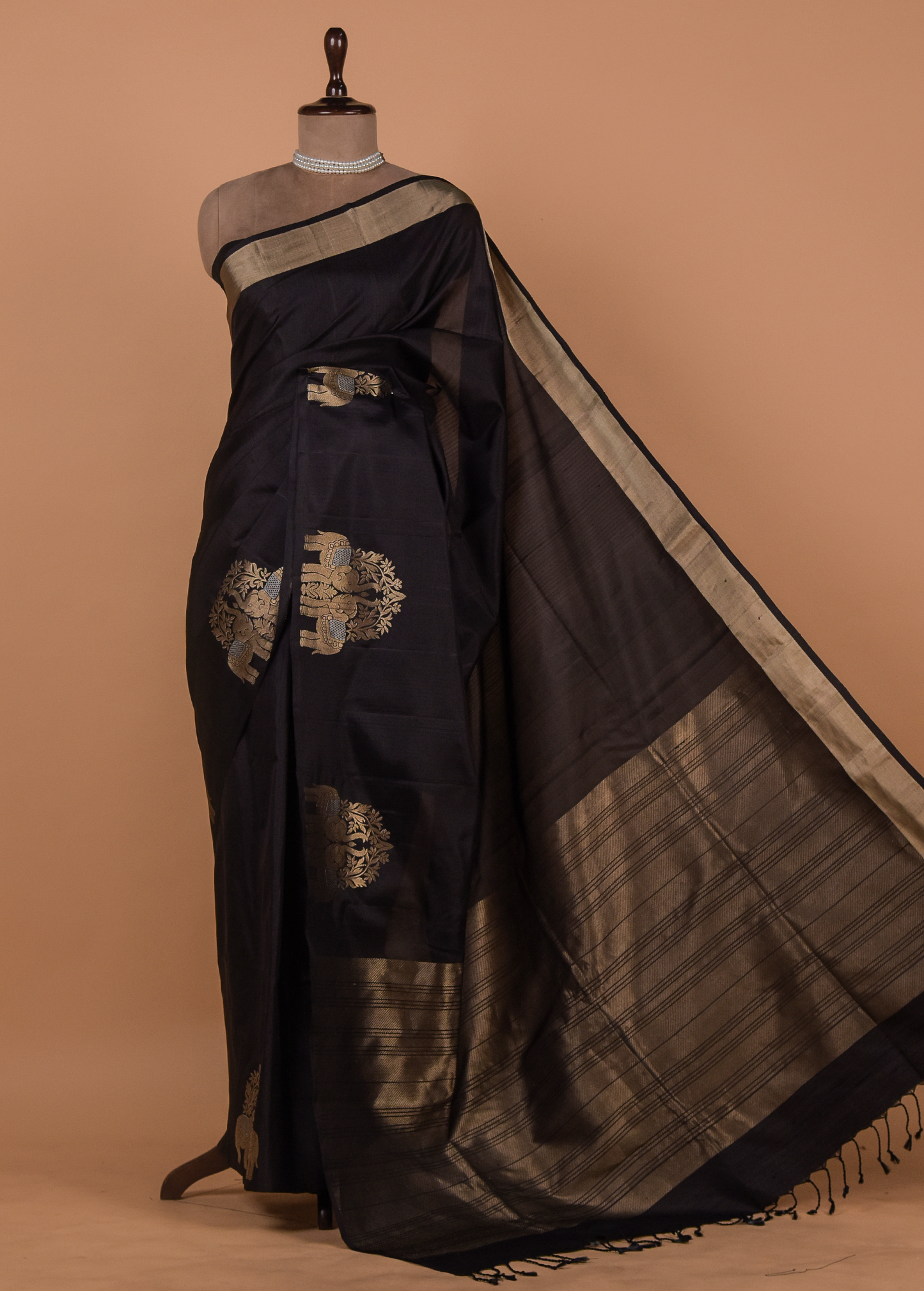 Black Silk Kanjeevaram Saree