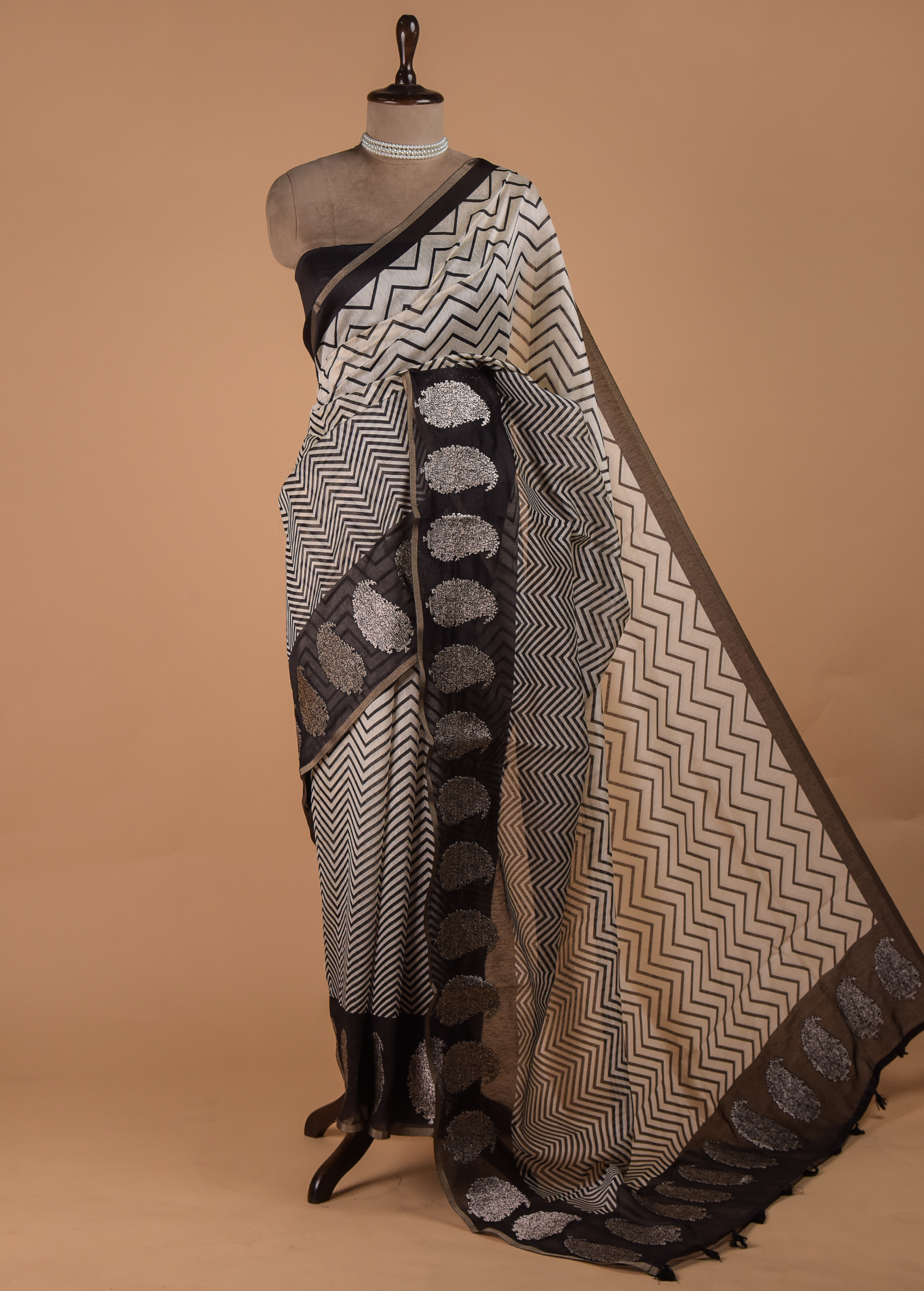 Black Cotton Printed Saree