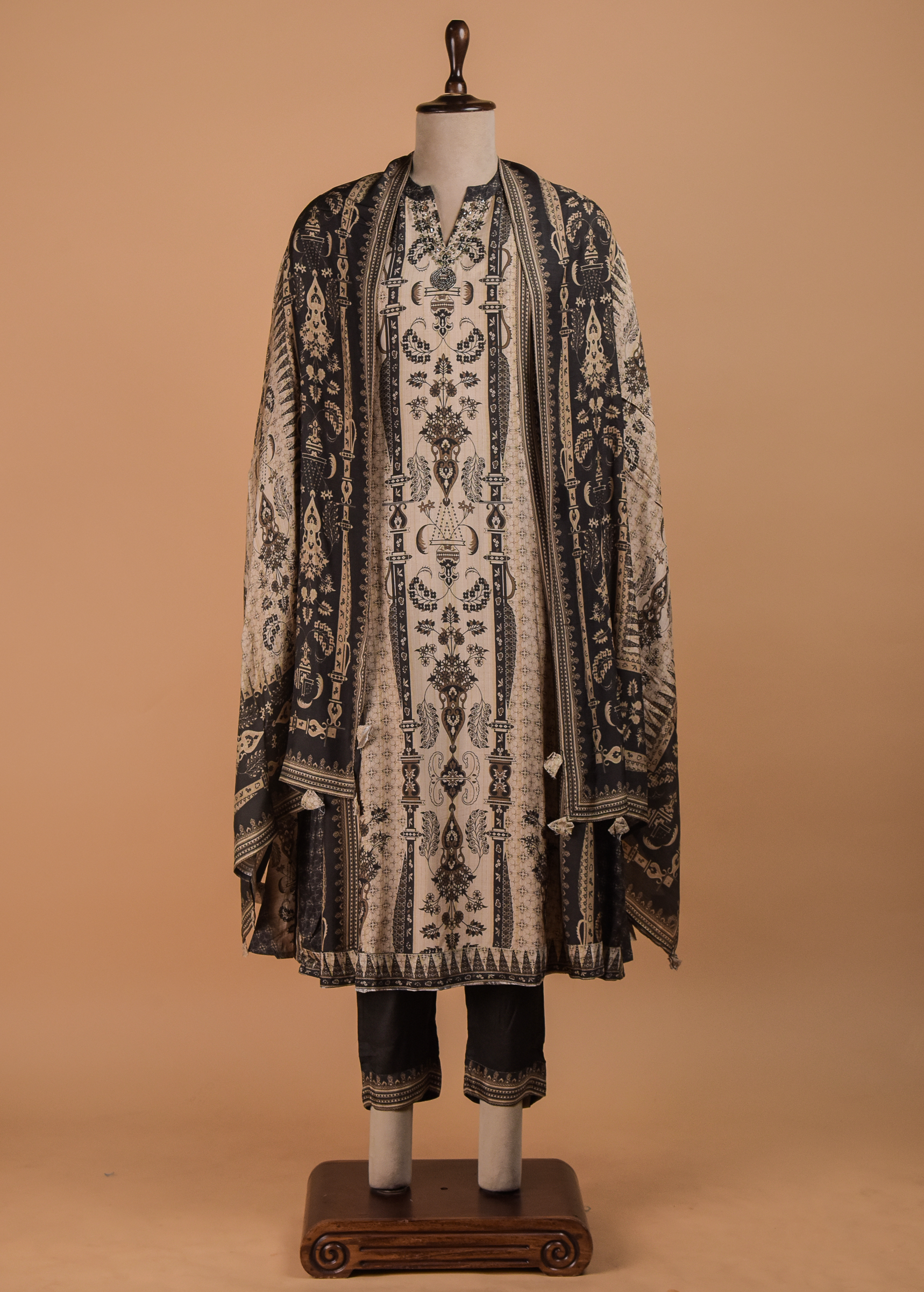 Multicolour Crepe A Line Set