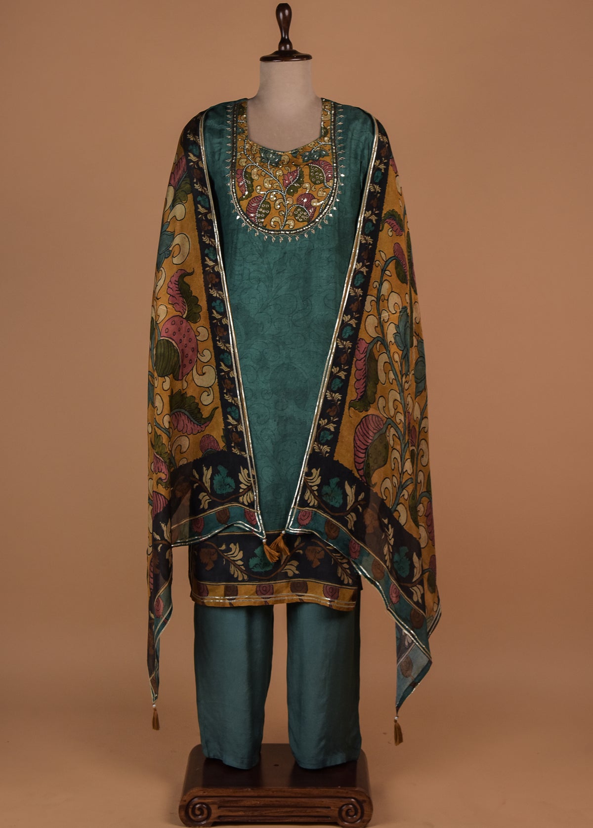 Turqoise Crepe Straight Set