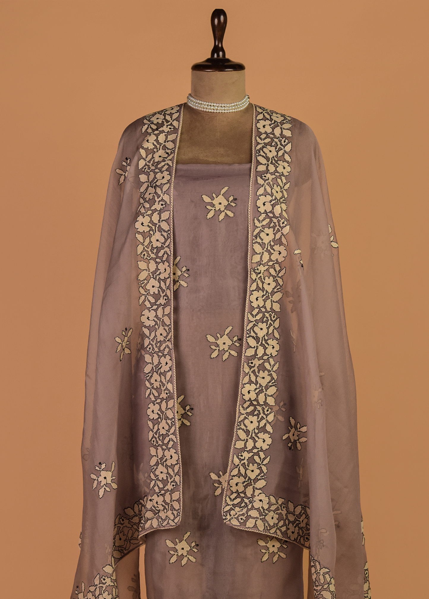 Sarees Rs 10000 to Rs 20000 - Greenways