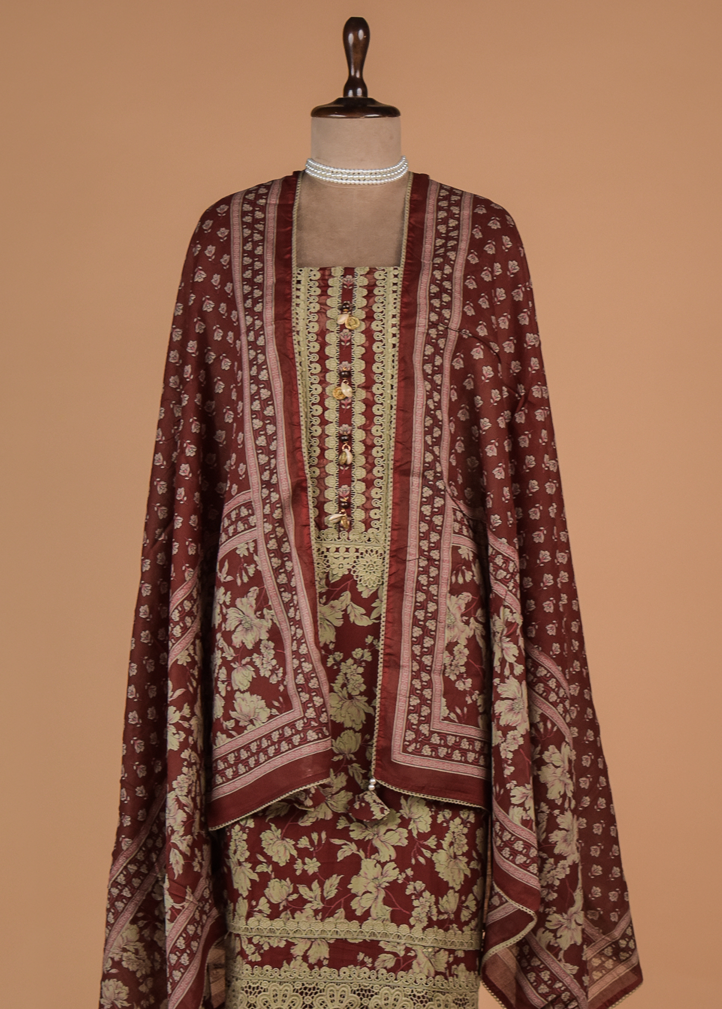Red Sarees - Greenways