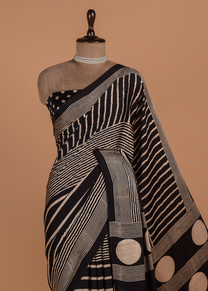 Black and White Crepe Printed Saree