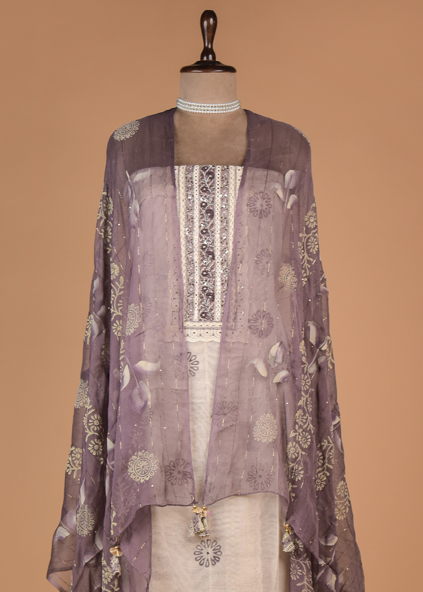 Sarees Under Rs 5000 - Greenways