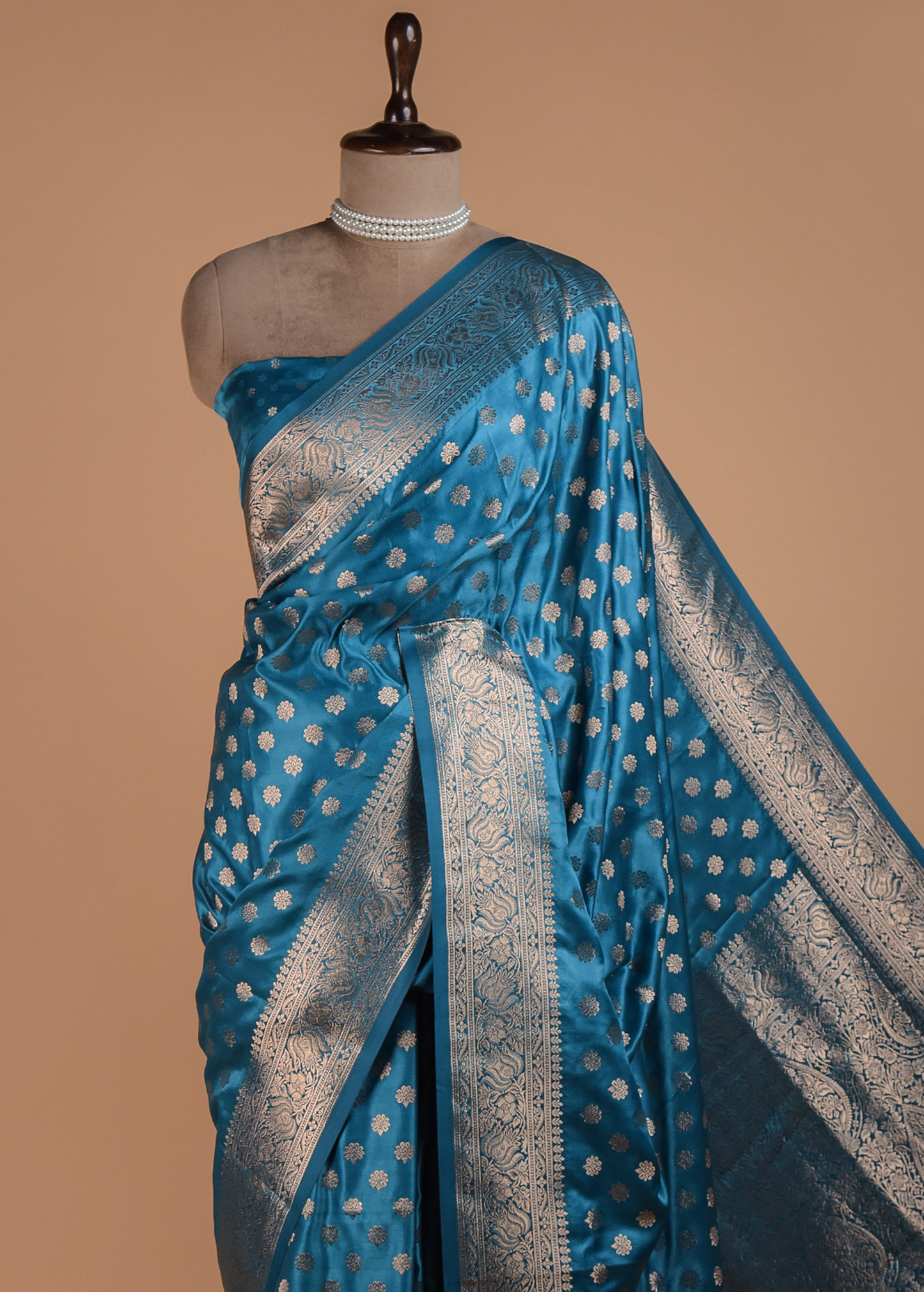 Sarees Under Rs 5000 - Greenways
