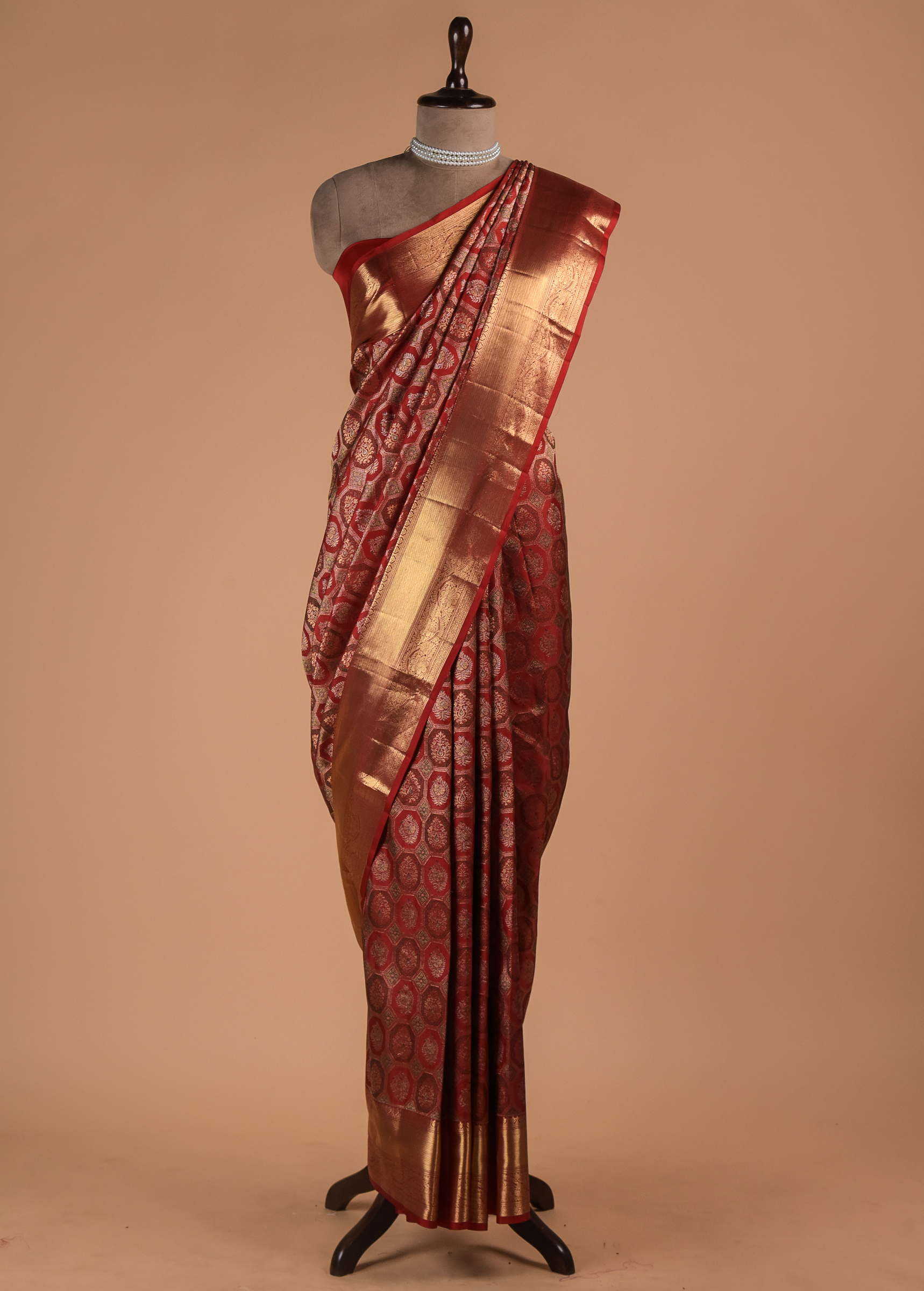 Red Kanjeevaram Handwoven Silk Saree | Greenways
