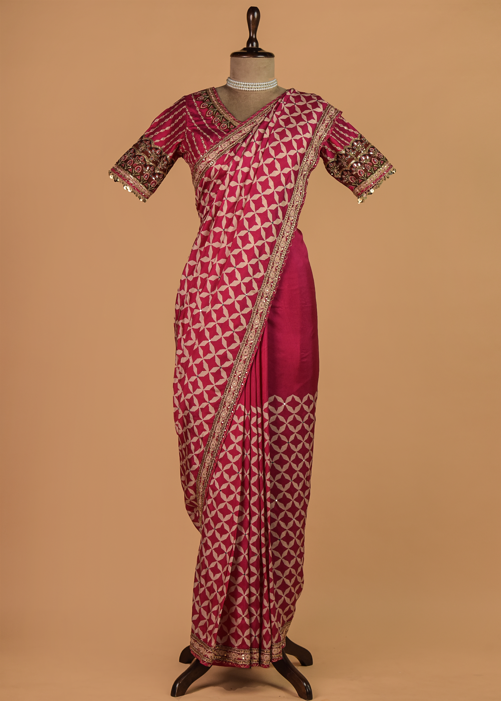 Pink Hand Embroidered Crepe Silk Saree - Image 3 | Greenways Delhi