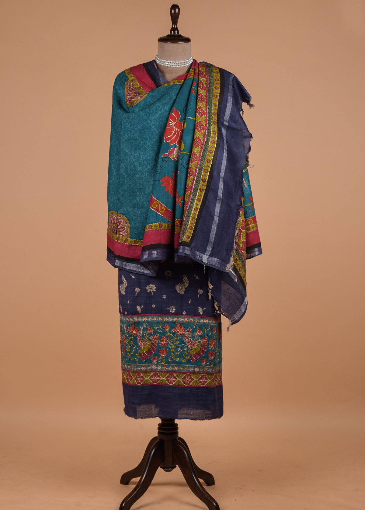 Sarees Under Rs 5000 - Greenways