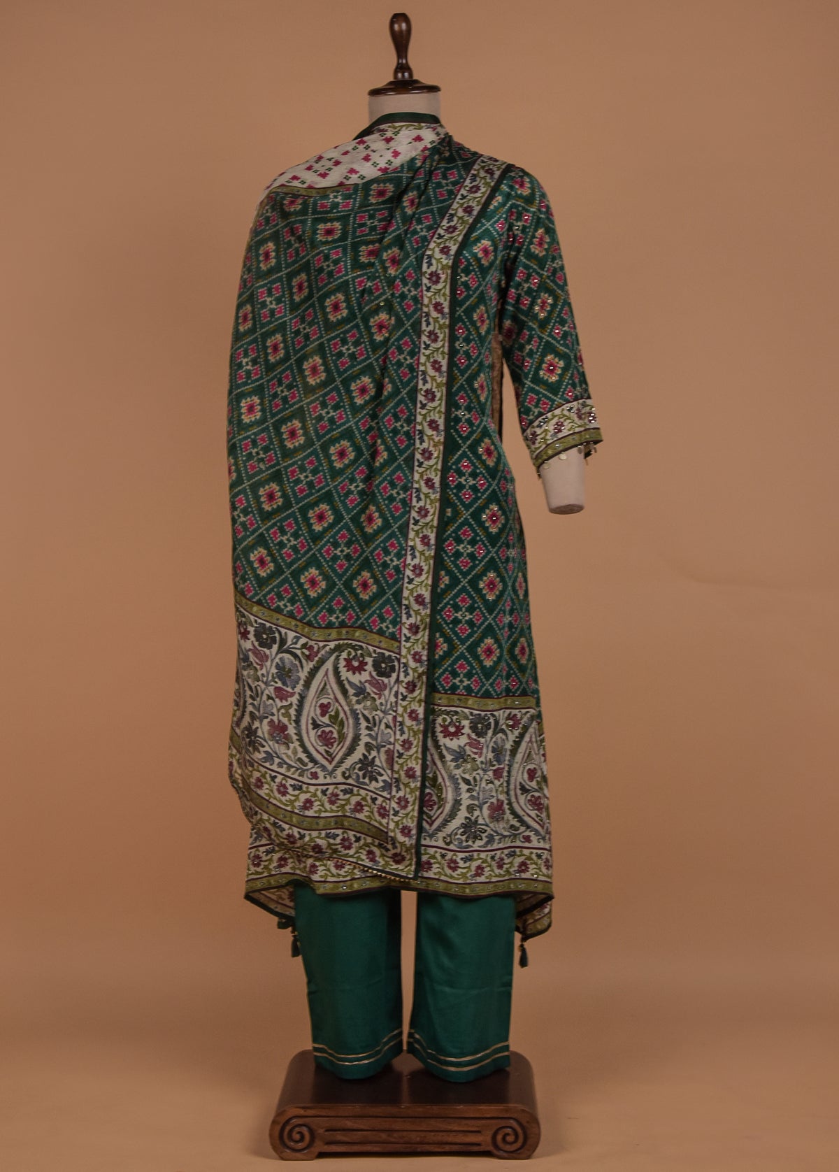 Green Crepe Straight Set