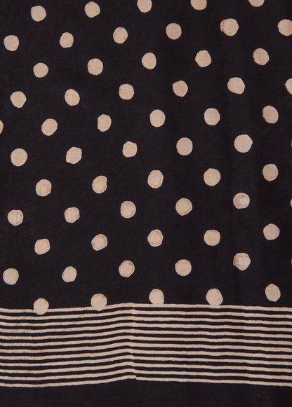 Black and White Crepe Printed Saree