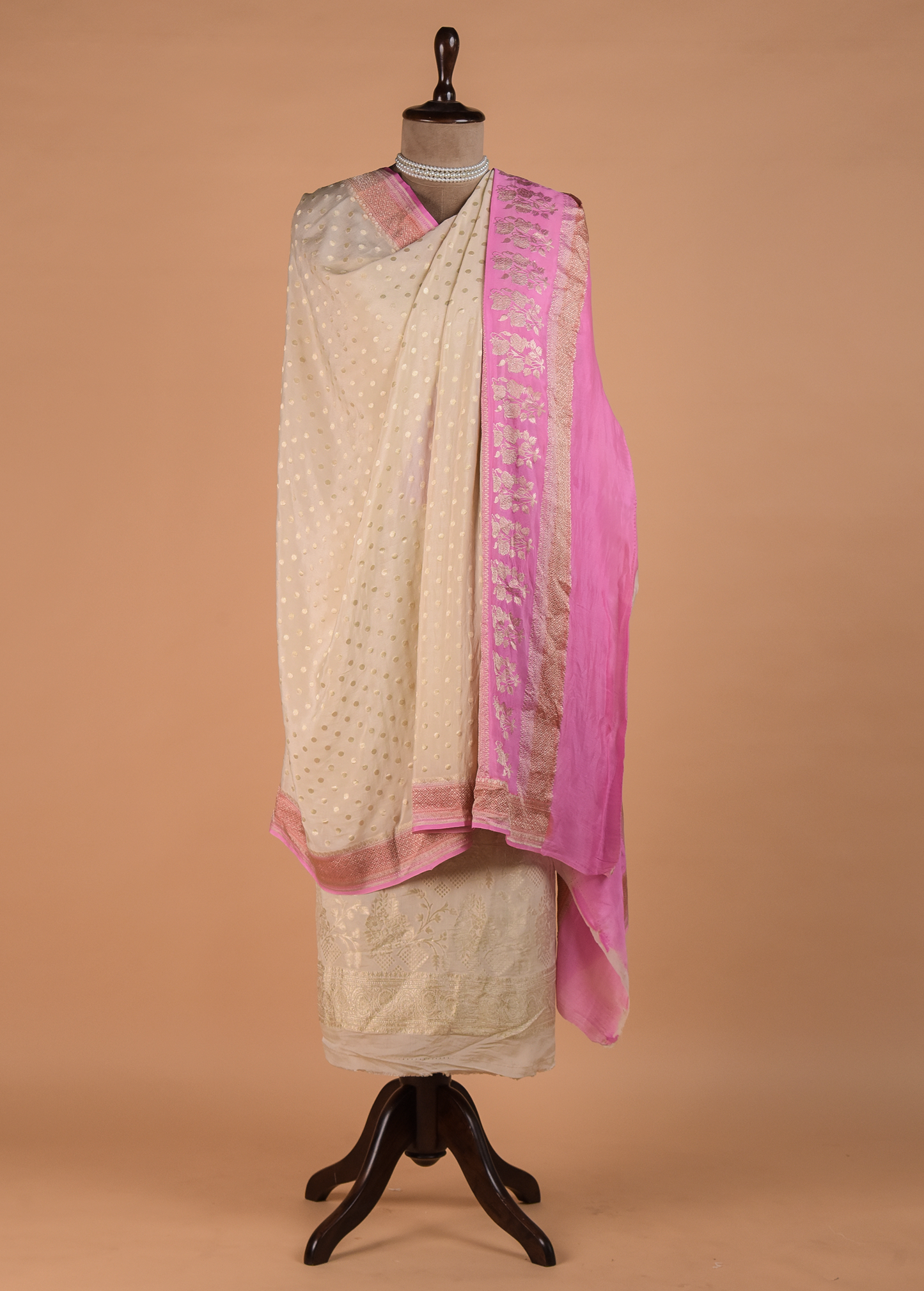 White, Cream & Beige Sarees - Greenways